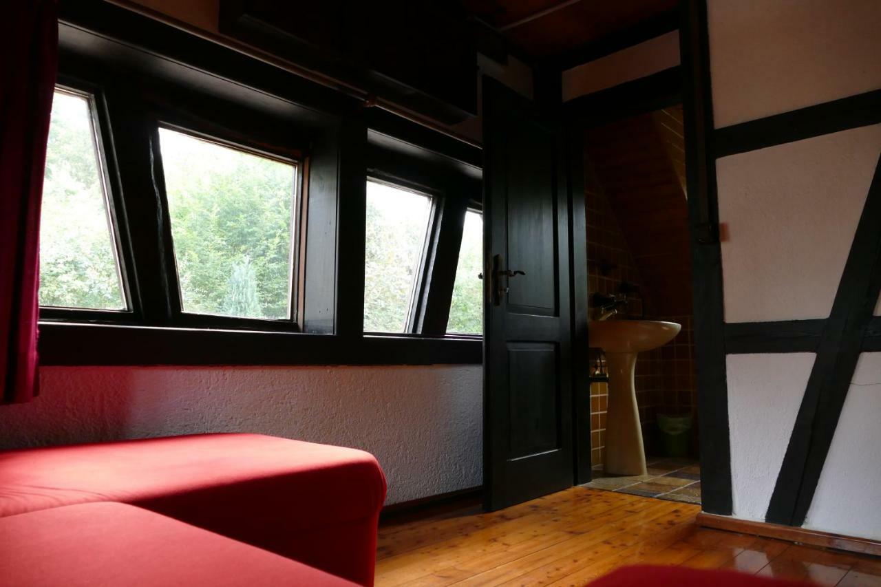 Gastehaus Eponada Villa Weisel Bagian luar foto