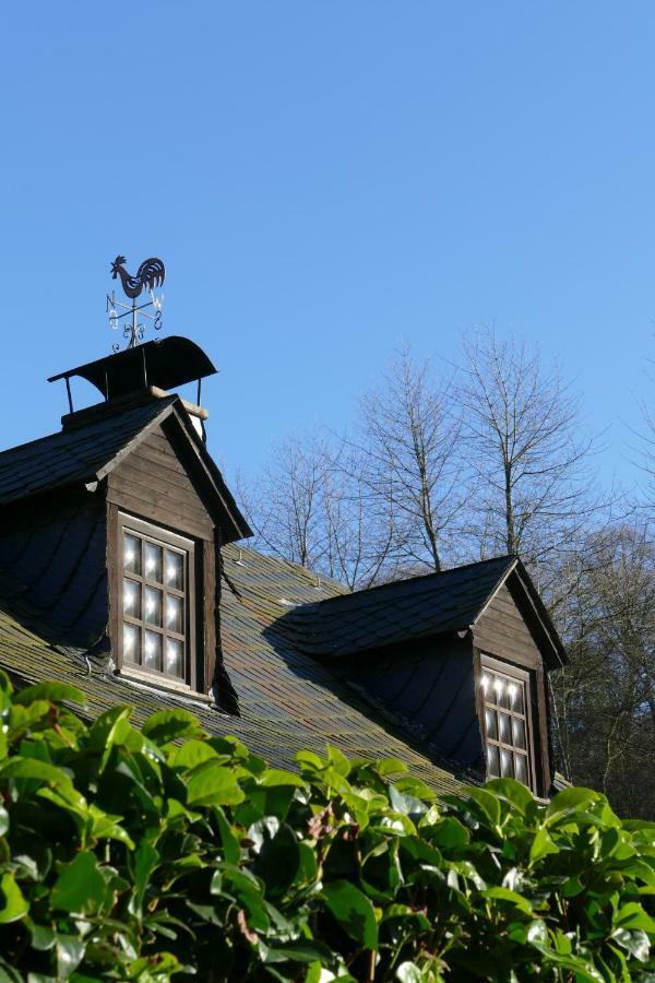 Gastehaus Eponada Villa Weisel Bagian luar foto