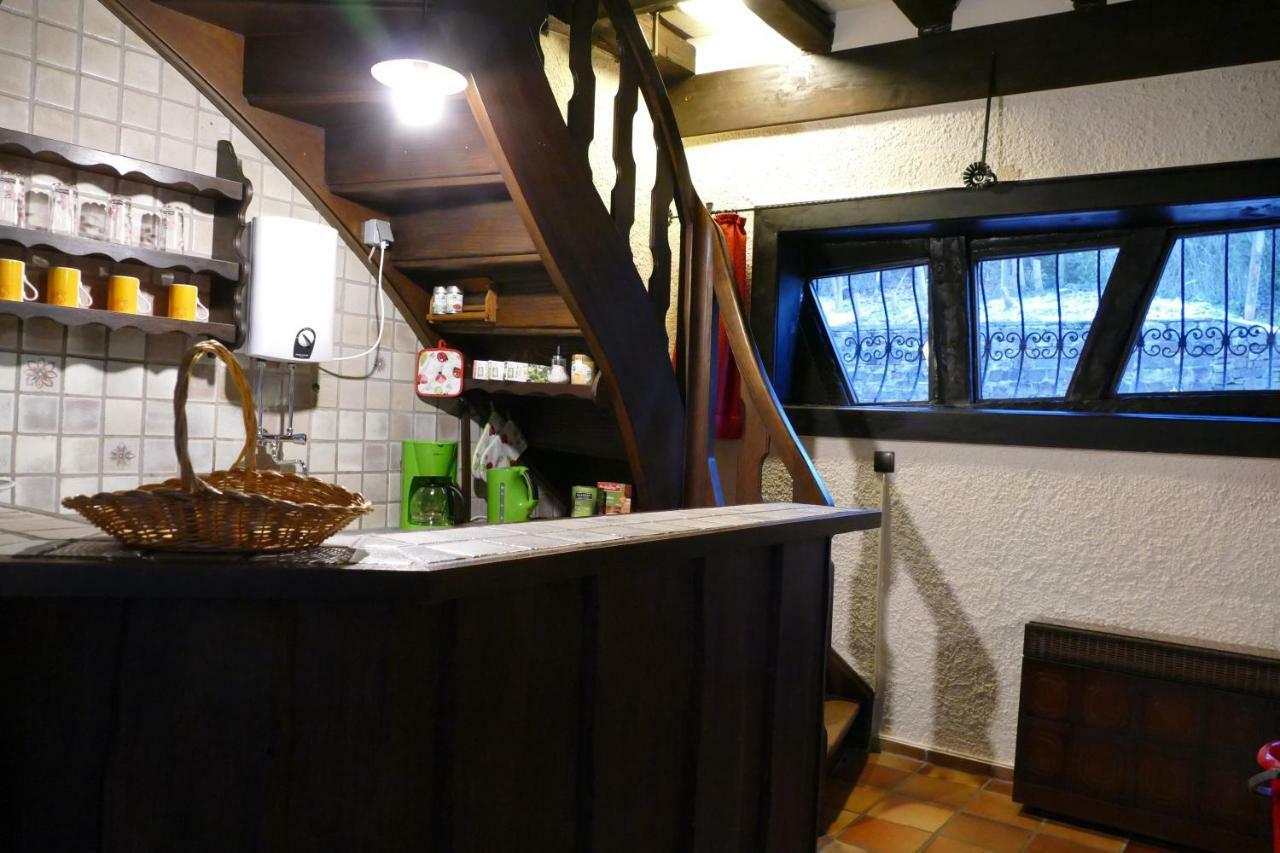 Gastehaus Eponada Villa Weisel Bagian luar foto